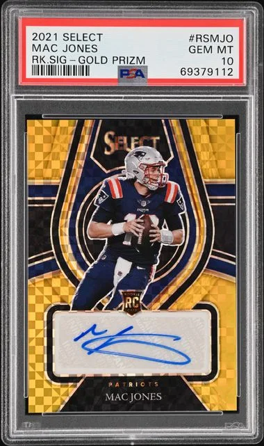 2021 Panini Select Mac Jones Signatures Gold Prizm #RS-MJO card image