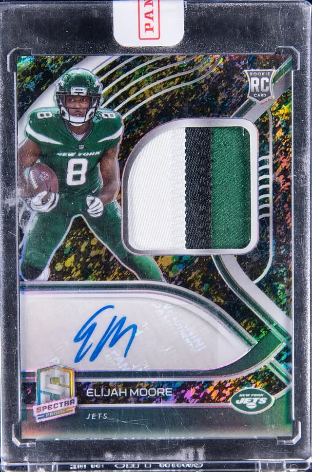 2021 Panini Spectra Elijah Moore Radiant Signatures Hyper #221 card image