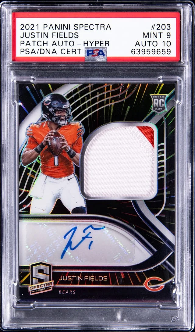 2021 Panini Spectra Justin Fields Patch Autograph Wave #203 card image