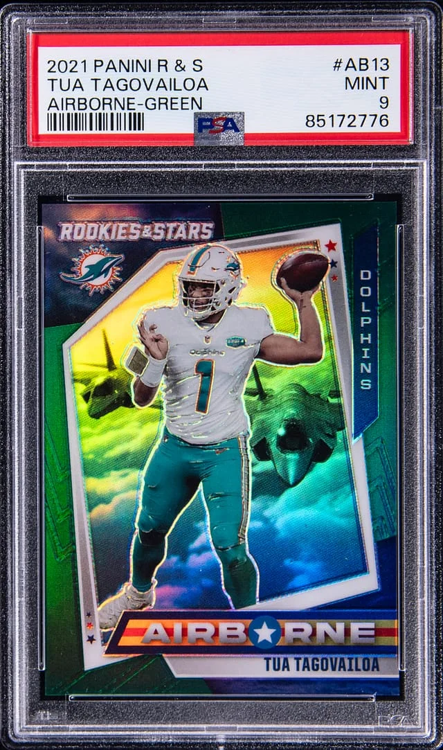 2021 Panini Tua Tagovailoa Rookies & Stars Airborne Green #AB-13 card image