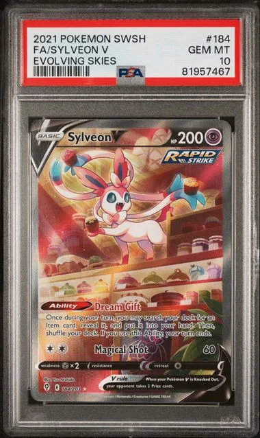 2021 Pokemon Sword & Shield Evolving Skies Full Art/Sylveon V #184 card image