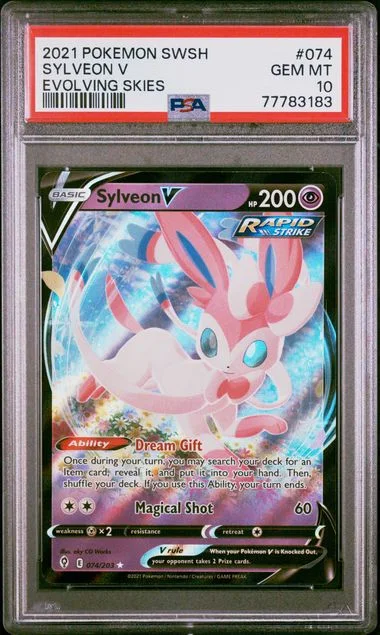 2021 Pokemon Sword & Shield Evolving Skies Sylveon V #074 card image
