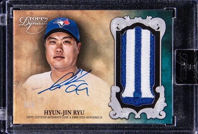 2021 Topps Dynasty Hyun-Jin Ryu Autograph Patch #DAP-HJR1 card image