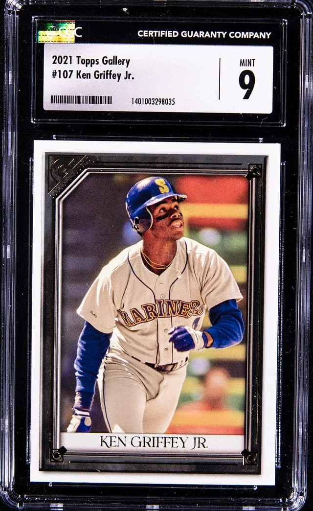 2021 Topps Ken Griffey Jr. Gallery #107 card image