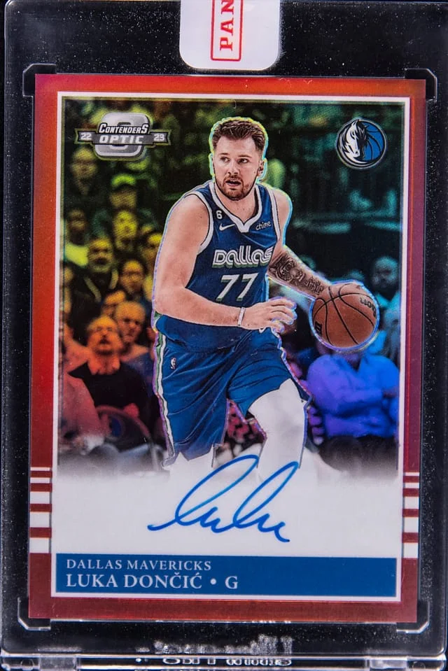 2022-23 Panini Contenders Optic Luka Doncic Red Autograph #85-LDD card image