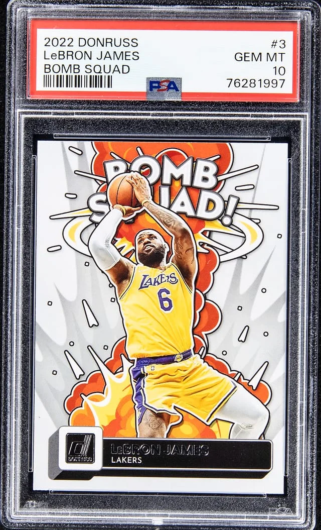 2022-23 Panini Donruss LeBron James Bomb Squad #3 card image