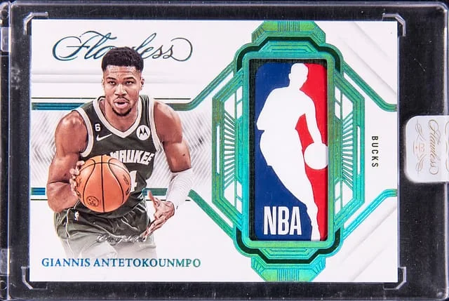2022-23 Panini Flawless Giannis Antetokounmpo Logoman #LM-GNA card image