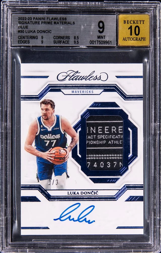 2022-23 Panini Flawless Luka Doncic Signature Patch Autograph #SPA-LUD card image