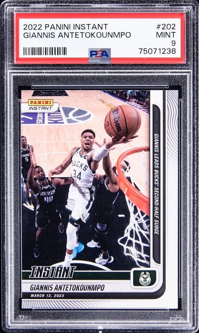2022-23 Panini Giannis Antetokounmpo (/82) Instant #202 card image