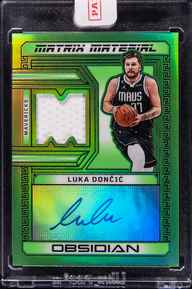 2022-23 Panini Obsidian Luka Doncic Matrix Material #MM-LDD card image