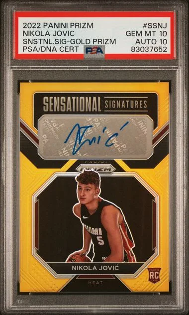 2022-23 Panini Prizm Nikola Jovic Sensational Signatures Gold Prizm #SS-NJ card image