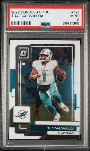 2022 Donruss Optic Tua Tagovailoa #121 card image