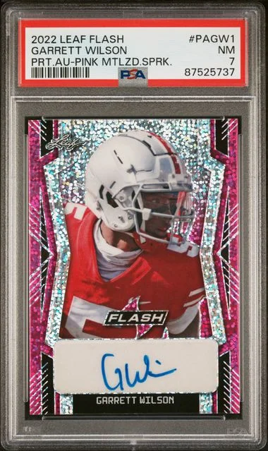 2022 Leaf Garrett Wilson Flash Portrait Autographs Pink Metalized Sparkles #PA-GW1 card image