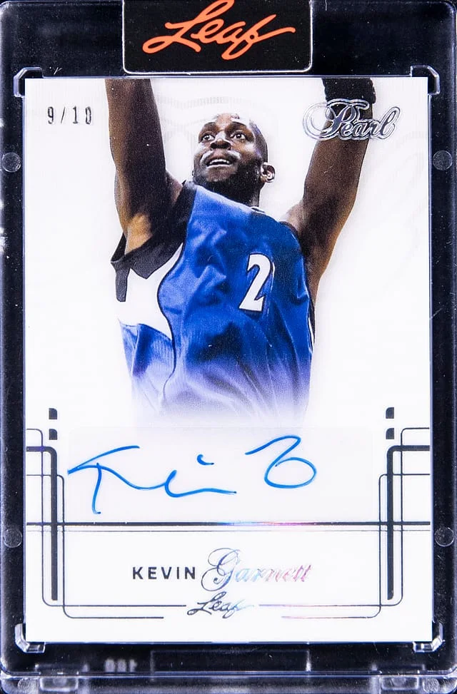 2022 Leaf Kevin Garnett Pearl #BA-KG1 card image