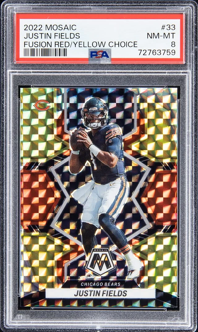 2022 Mosaic Justin Fields Fusion Red/Yellow Choice #33 card image