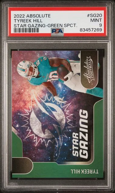 2022 Panini Absolute Tyreek Hill Star Gazing Green Spectrum #SG20 card image