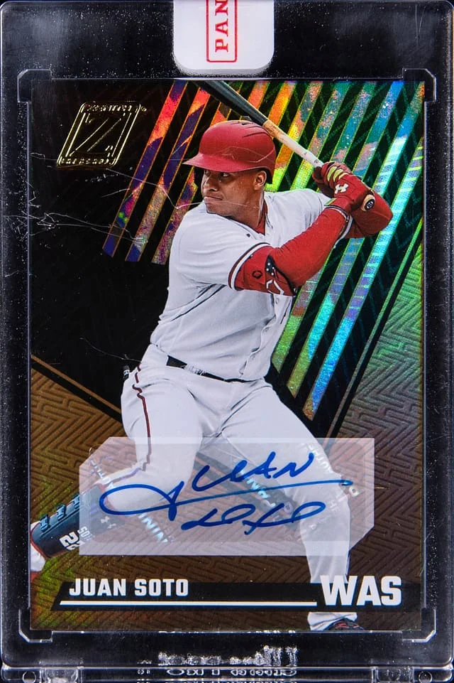 2022 Panini Chronicles Juan Soto Zenith Autographs #17 card image
