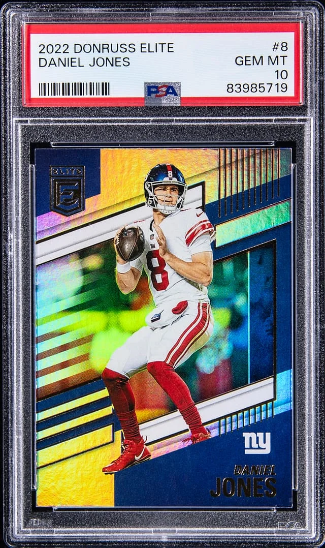 2022 Panini Donruss Daniel Jones Elite #8 card image
