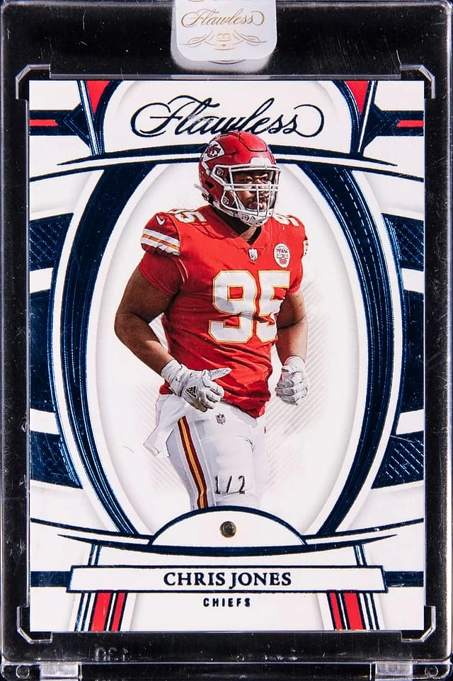 2022 Panini Flawless Chris Jones Sapphire #32 card image