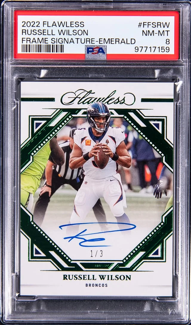 2022 Panini Flawless Russell Wilson Frame Signature Emerald #FFS-RW card image