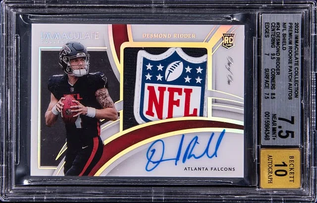 2022 Panini Immaculate Collection Desmond Ridder Premium Patch Autographs NFL Shield #24 card image