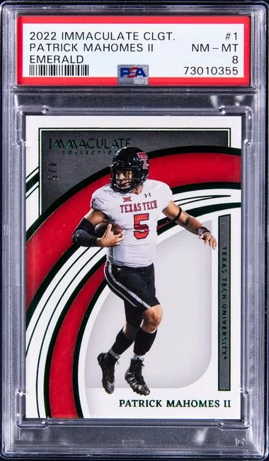 2022 Panini Immaculate Collection Patrick Mahomes II Collegiate Emerald #1 card image