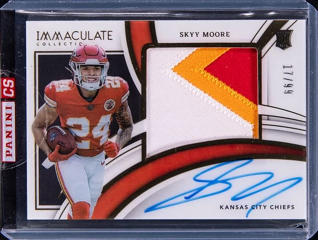 2022 Panini Immaculate Collection Skyy Moore Jersey Autograph #PPR-SMO card image
