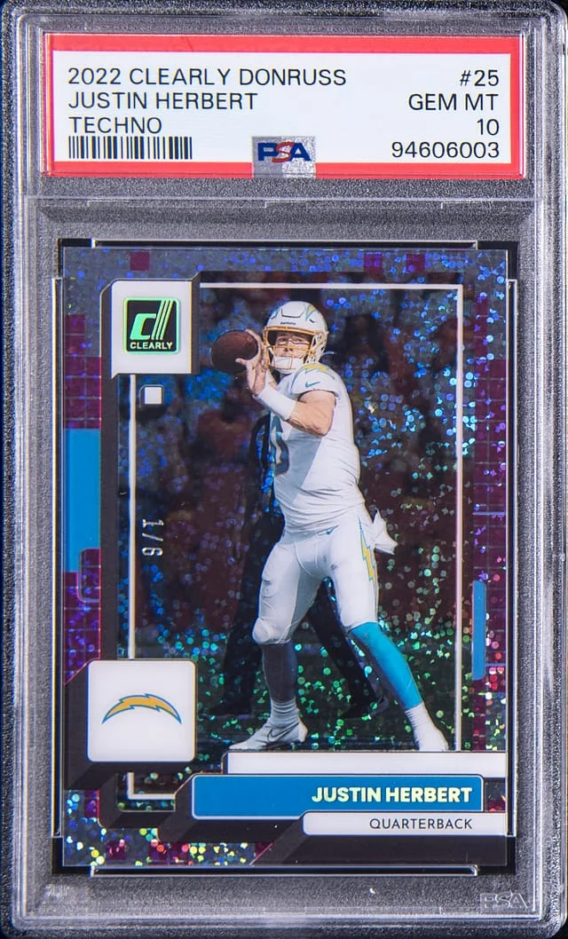 2022 Panini Justin Herbert Clearly Donruss Techno #25 card image