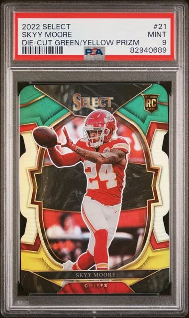 2022 Panini Select Skyy Moore Die-Cut Green/Yellow Prizm #21 card image