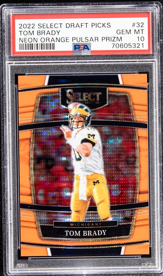 2022 Panini Select Tom Brady Neon Orange Pulsar Prizm #32 card image