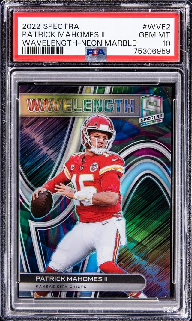 2022 Panini Spectra Patrick Mahomes II Wavelength Neon Marble #WVE-2 card image