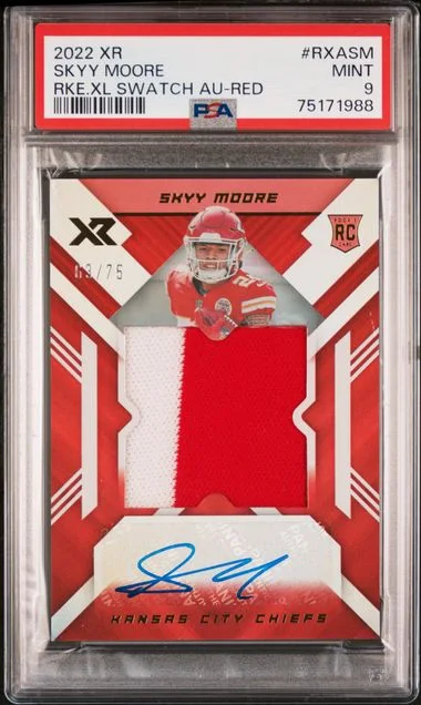 2022 Panini Xr Xl Swatch Autographs Red Rxasm Skyy Moore #no-number card image