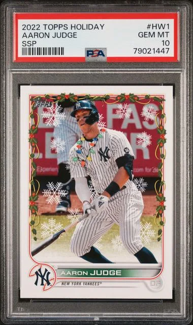 2022 Topps Aaron Judge Holiday SP #HW1 card image