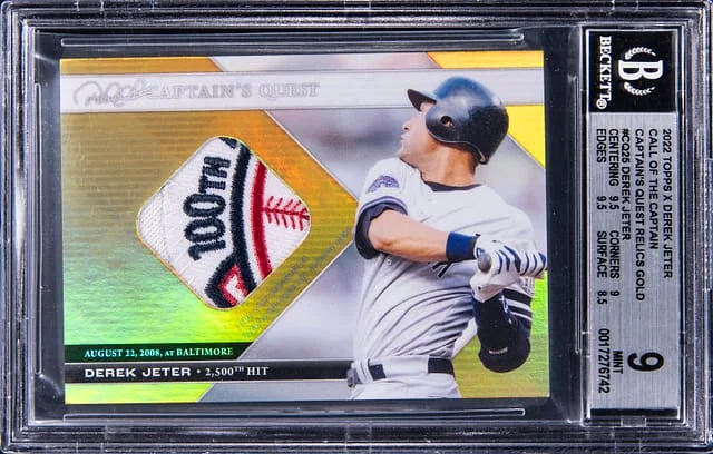 2022 Topps Derek Jeter Game-Used X Derek Jeter Call of The Captain Captain's Relics Gold #CQ25 card image