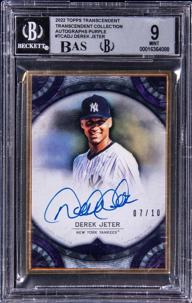 2022 Topps Derek Jeter Transcendent Collection Autographs Purple #TCA-DJ card image