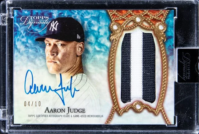 2022 Topps Dynasty Aaron Judge Autograph Patch #DAP-AJ3 card image
