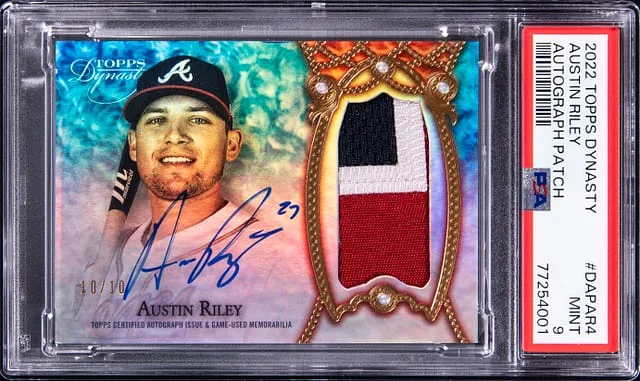 2022 Topps Dynasty Austin Riley Autograph Patch #DAP-AR4 card image