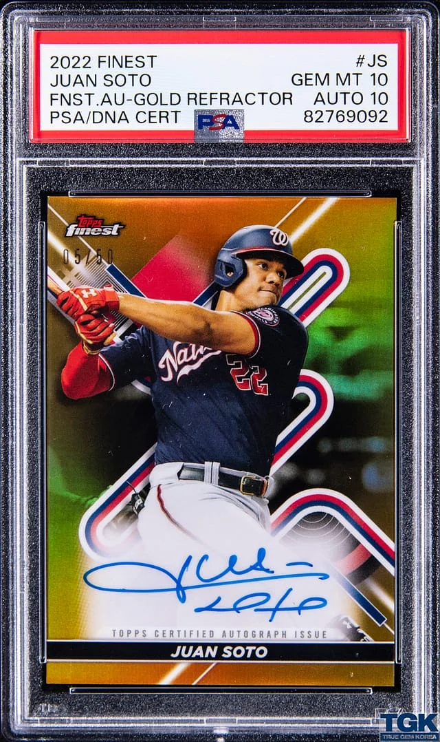 2022 Topps Finest Juan Soto Autographs Gold Refractor #FA-JS card image