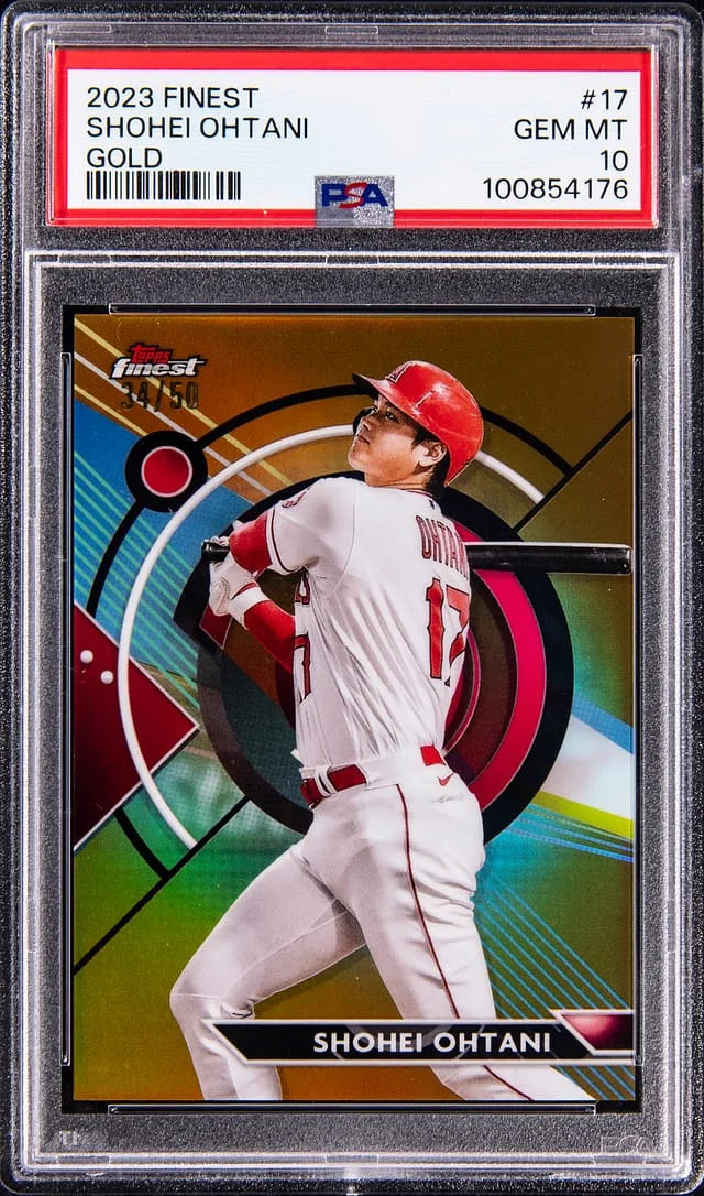 2022 Topps Finest Shohei Ohtani Gold #17 card image