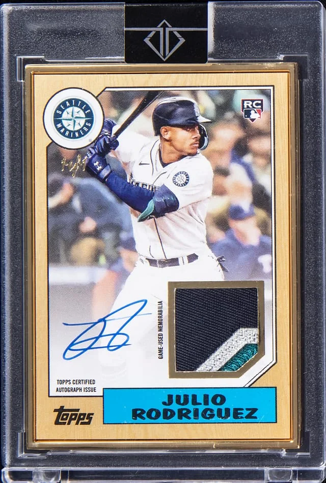 2022 Topps Julio Rodriguez Transcendent Collection Active Autograph Patch #AAP-JR card image