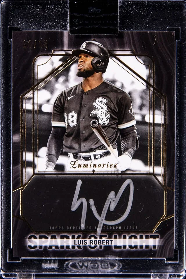 2022 Topps Luis Robert Luminaries Spark of Light #SLA-LR card image