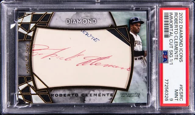 2022 Topps Roberto Clemente Diamond Icons Immortal Cut Signature #ICS- card image