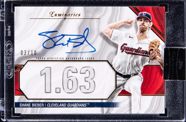 2022 Topps Shane Bieber Luminaries Masters of the Mound Red #MOM-SBI card image