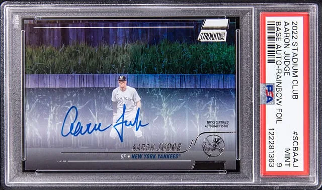 2022 Topps Stadium Club Aaron Judge Base Autographs Rainbow Foil #SCB-AAJ card image