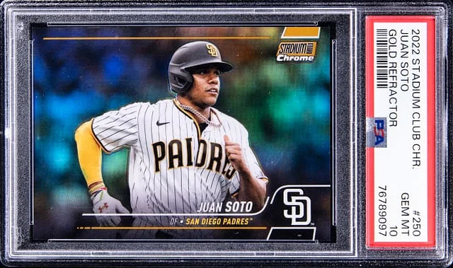 2022 Topps Stadium Club Chrome Juan Soto Gold Refractor #250 card image