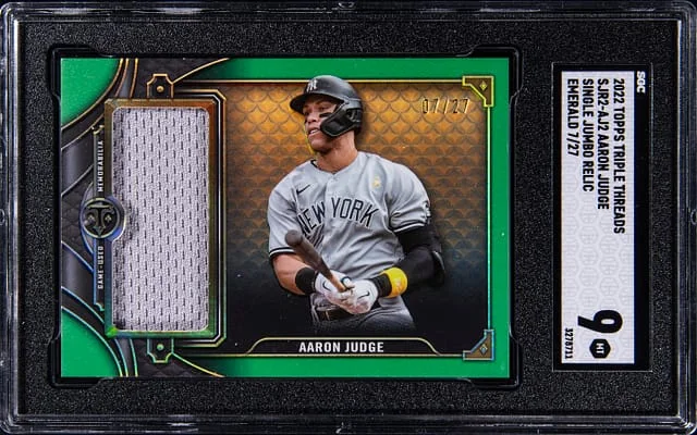 2022 Topps Triple Threads Aaron Judge Single Jumbo Relic Emerald #SJR2-AJ2 card image