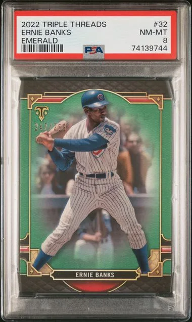 2022 Topps Triple Threads Ernie Banks Emerald #32 card image