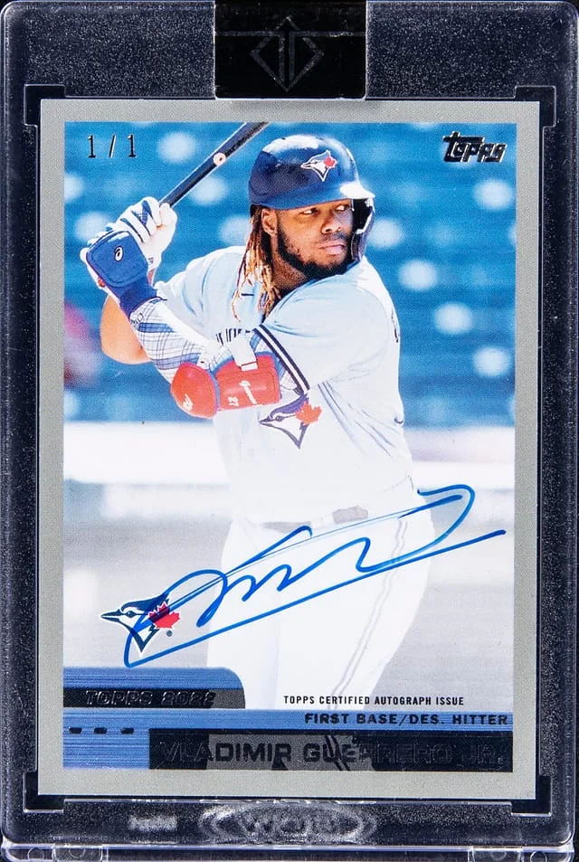2022 Topps Vladimir Guerrero Jr. Transcendent Collection Through the Years Autograph #VGJ-2000 card image