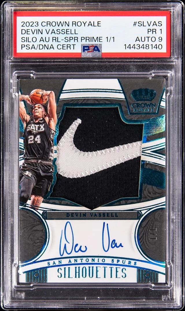 2023-24 Panini Crown Royale Devin Vassell Silhouettes Autograph Relics Prime #SL-VAS card image