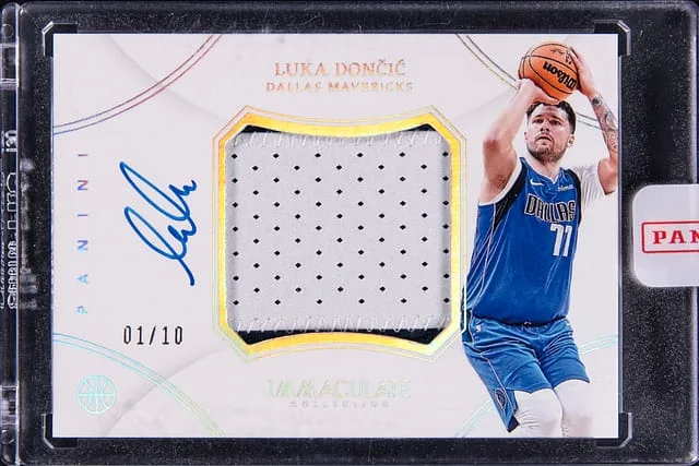 2023-24 Panini Immaculate Collection Luka Doncic Retro Premium Patch Autographs #RPP-LDD card image